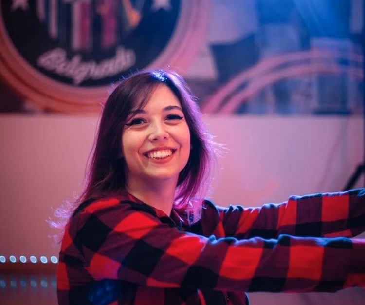 Slika za članak @njenaumetnost: Društvene mreže umetnice čine vidljivijim, a nama donose svet u kome se ne osećamo usamljeno